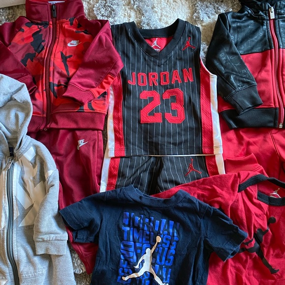 Boys tracksuit bundle - Picture 3 of 5